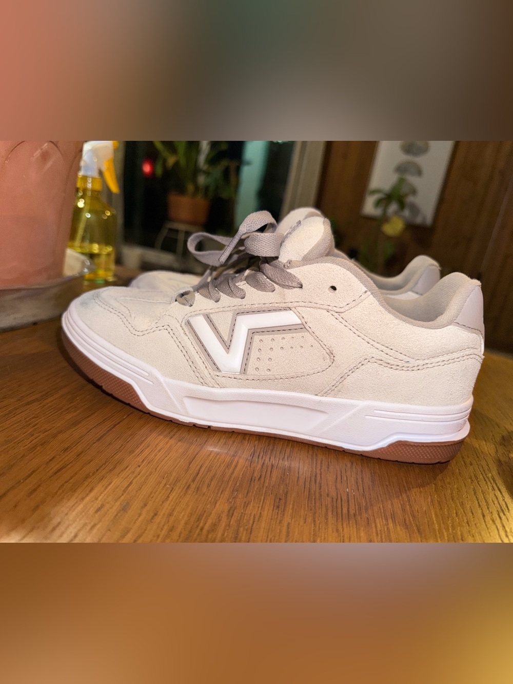 Vans Suede Sneakers in Light Beige with Gum Sole